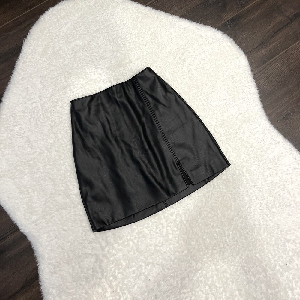 Hollister faux leather mini skirt with slit